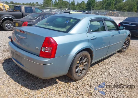 2008 Chrysler 300 Touring из США, поврежденный, VIN 2C3LA53G98H165993